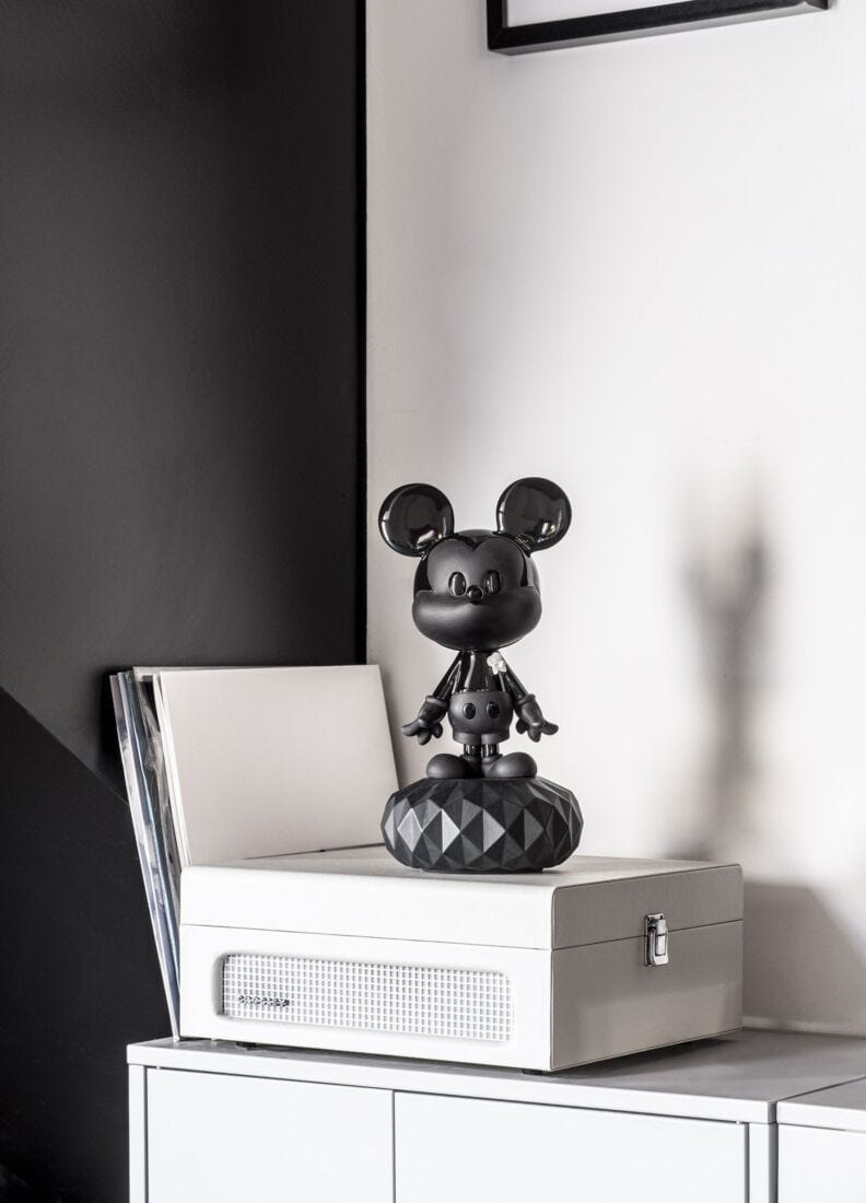 Mickey Total Black Sculpture LLadro 