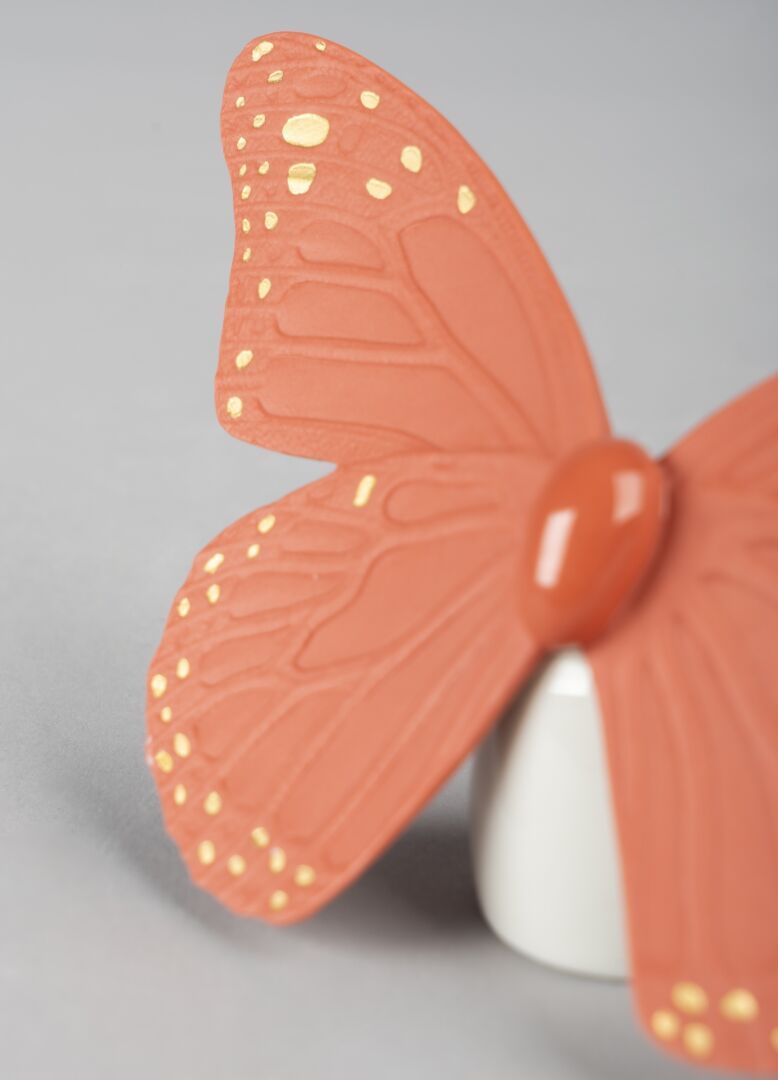 Butterfly Coral/Gold Home Accessories Lladro 